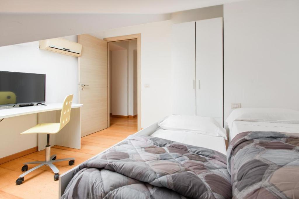 Aparthotel Cairoli Building By Dimorra